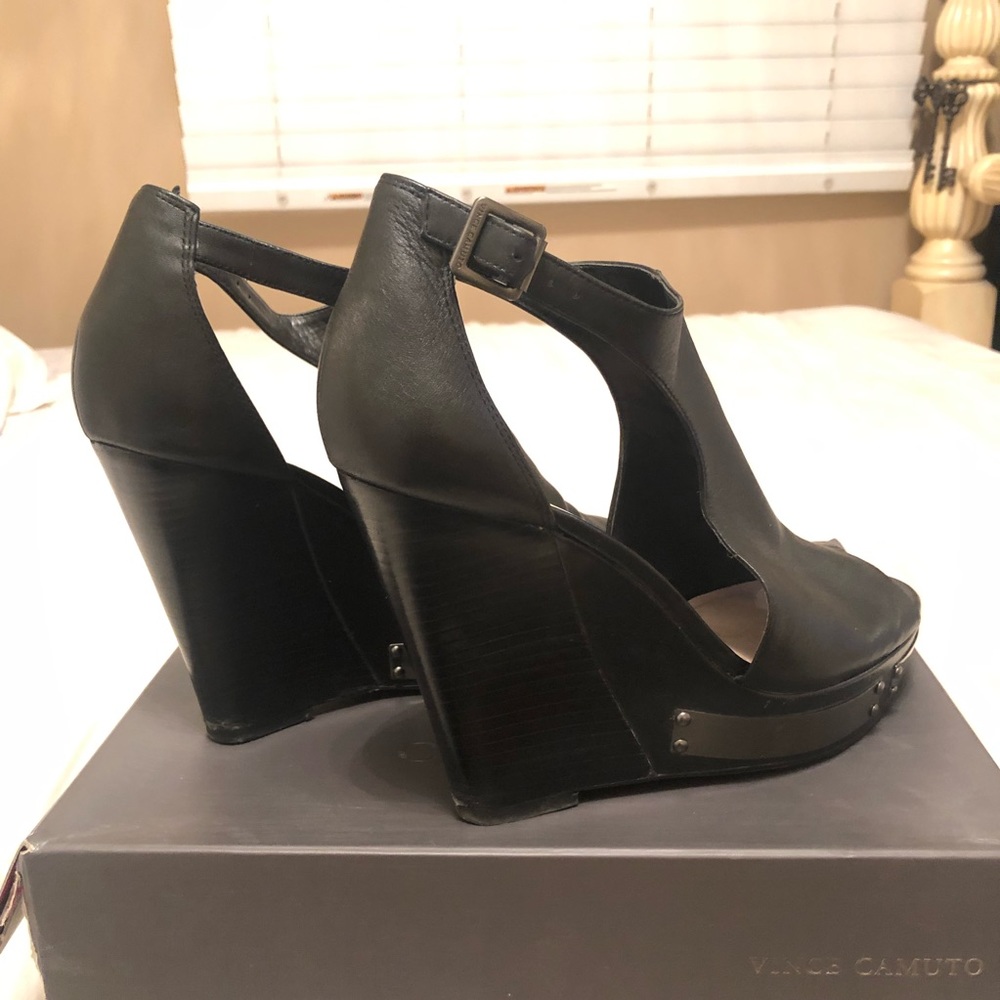 Vince Camuto Wedges
